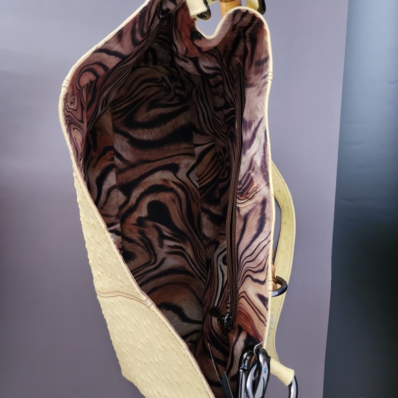 Elegant Ostrich Yellow  and Bamboo Handle Shoulder Bag. By Plinio Visona' - Picture 6 of 9